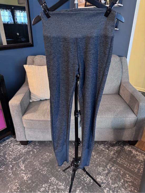ALO Yoga Pants - ALO Yoga High-Waist Marble Gray Leggings